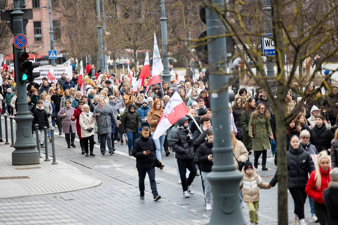 Mitingas tautinių mažumų mokykloms apginti
