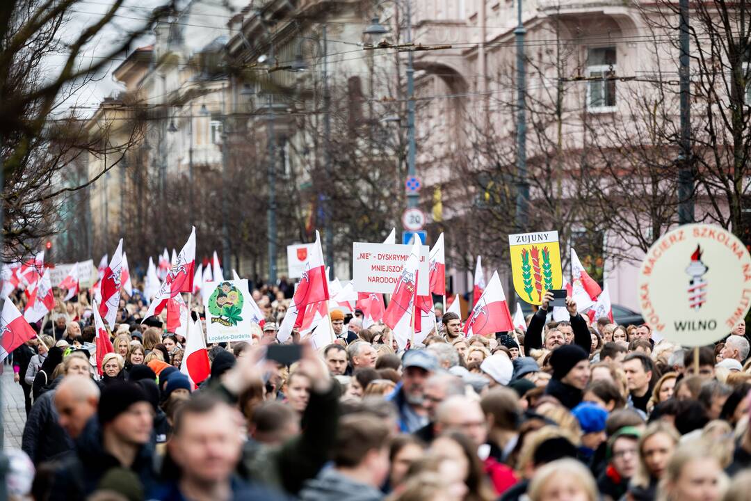 Mitingas tautinių mažumų mokykloms apginti