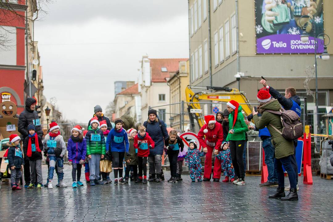 Kalėdinis bėgimas „Padovanok senjorams Kalėdas“