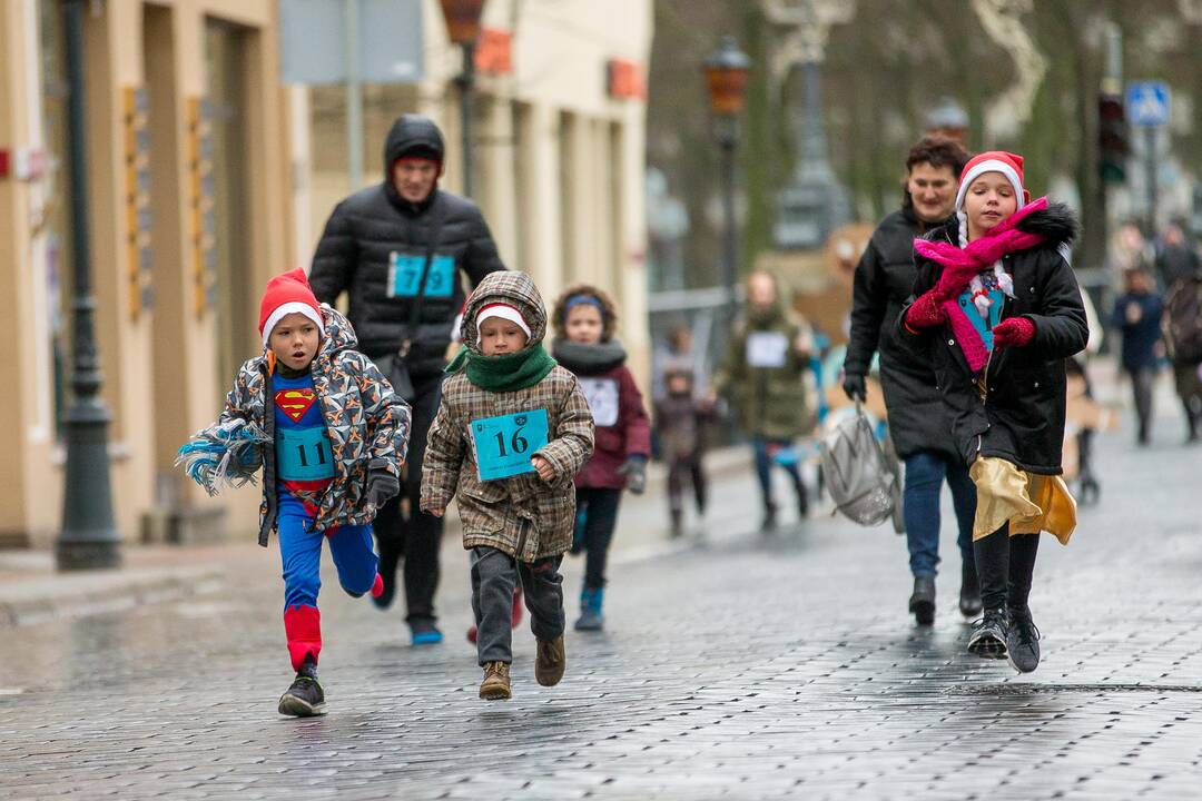 Kalėdinis bėgimas „Padovanok senjorams Kalėdas“