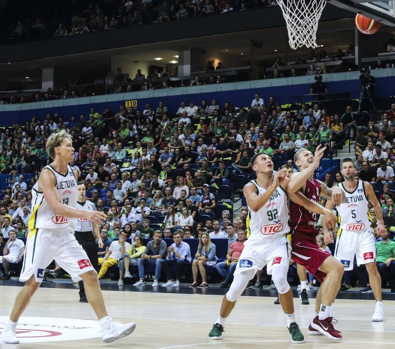 Lietuvos rinktinės rungtynės su Latvijos komanda