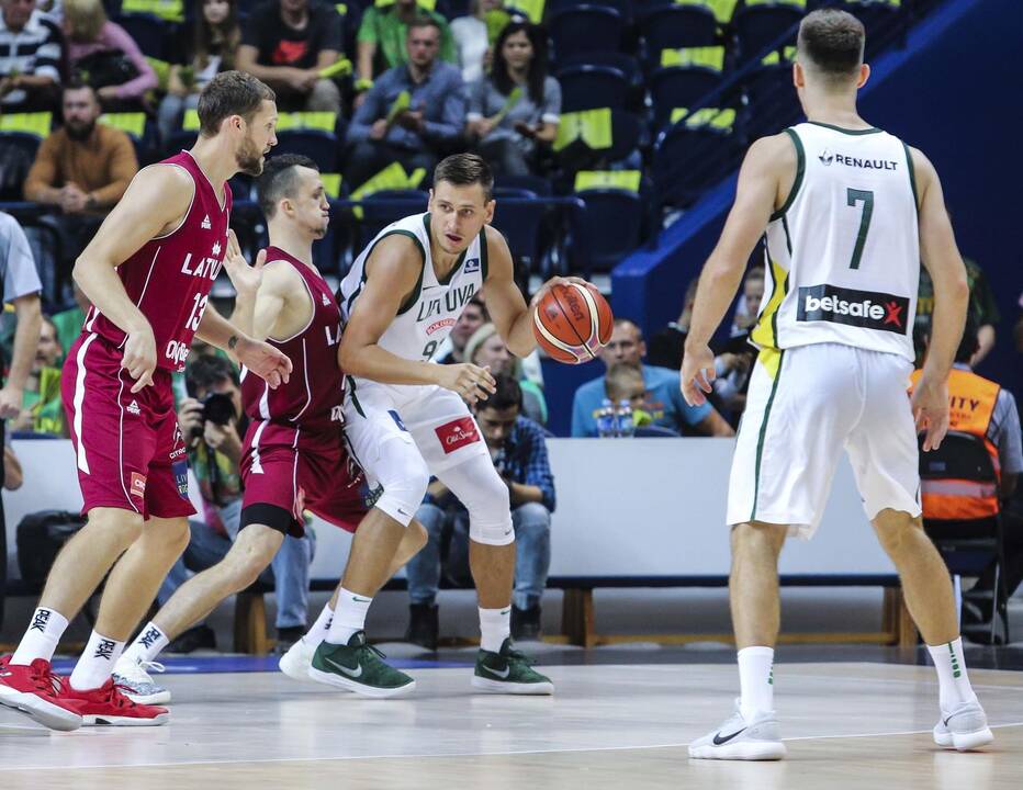 Lietuvos rinktinės rungtynės su Latvijos komanda