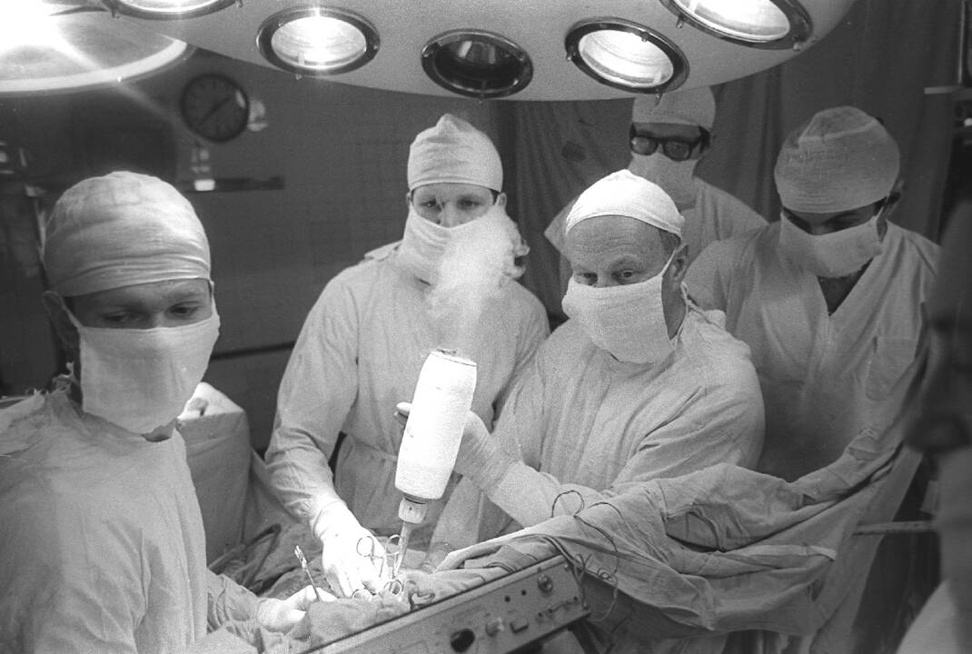 Atsisveikinimas: šeimos nariai J.Brėdikį prisimena kaip gyvenimo džiaugsmą spinduliavusį žmogų.