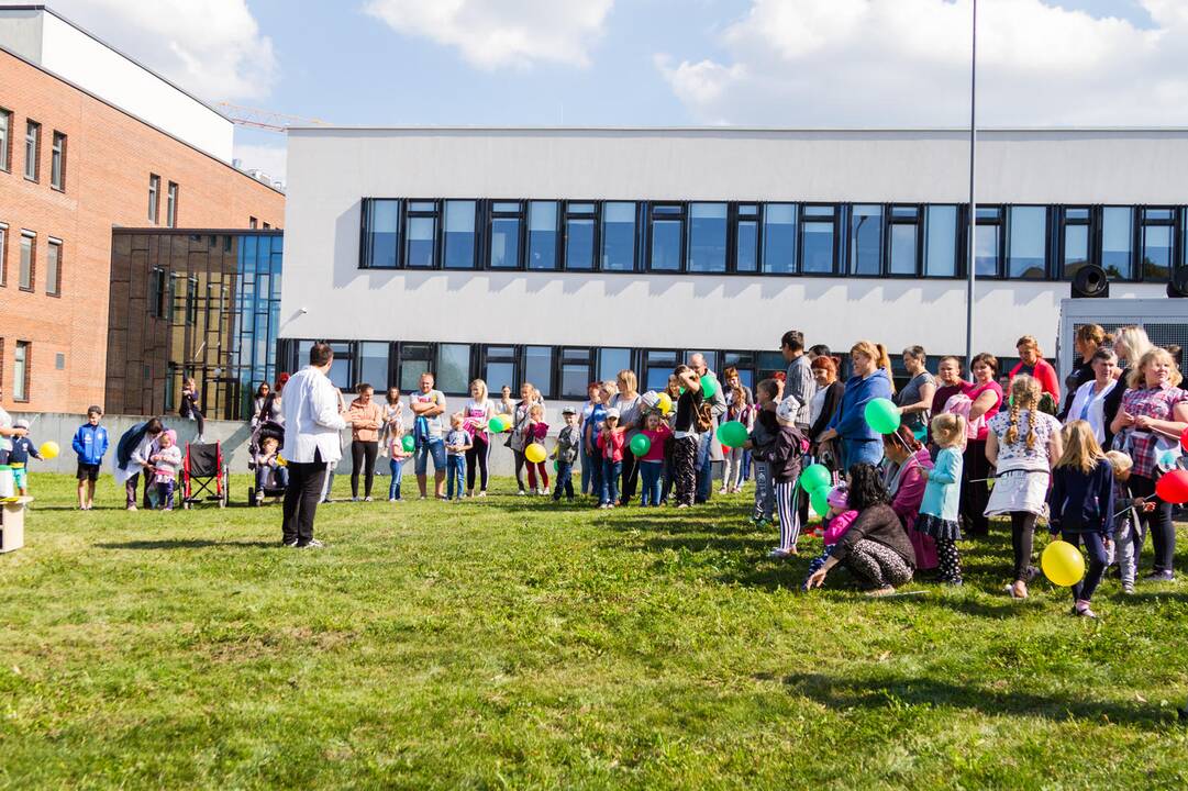 Policijos ir jojikų siurprizas ligoniukams