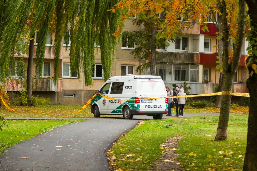 Dėl Kauno daugiabutyje rasto sprogmens – gyventojų evakuacija