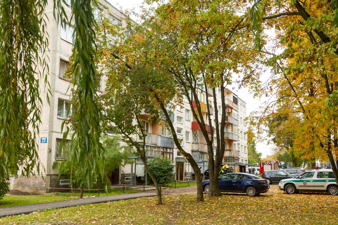 Dėl Kauno daugiabutyje rasto sprogmens – gyventojų evakuacija