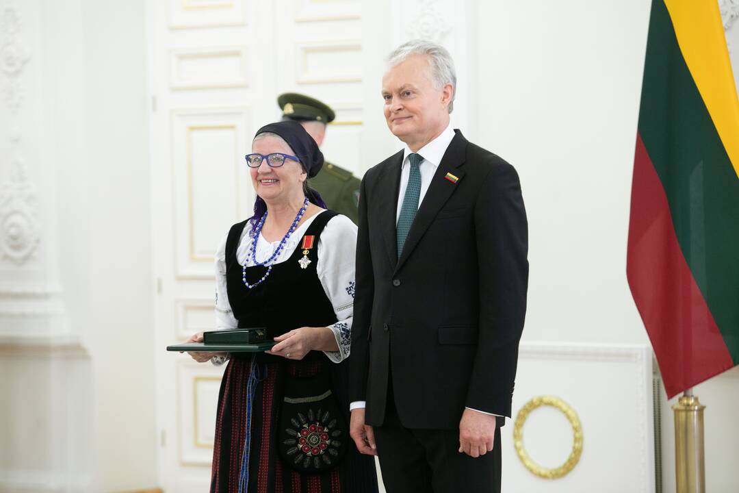 Valstybės apdovanojimų įteikimo ceremonija Lietuvos Prezidento rūmuose