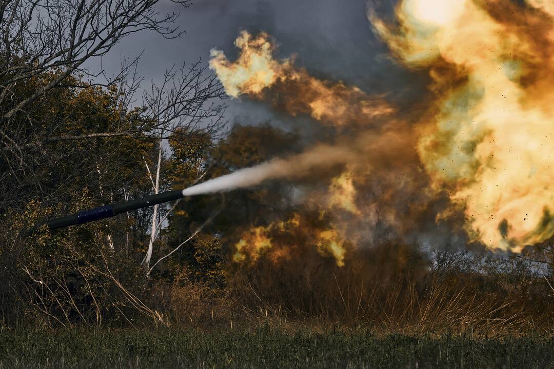 Rusija teigia sunaikinusi Ukrainos sandėlį su 100 tūkst. tonų aviacinio kuro