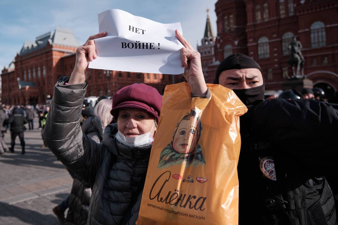 Rusijoje – protestai prieš karą Ukrainoje