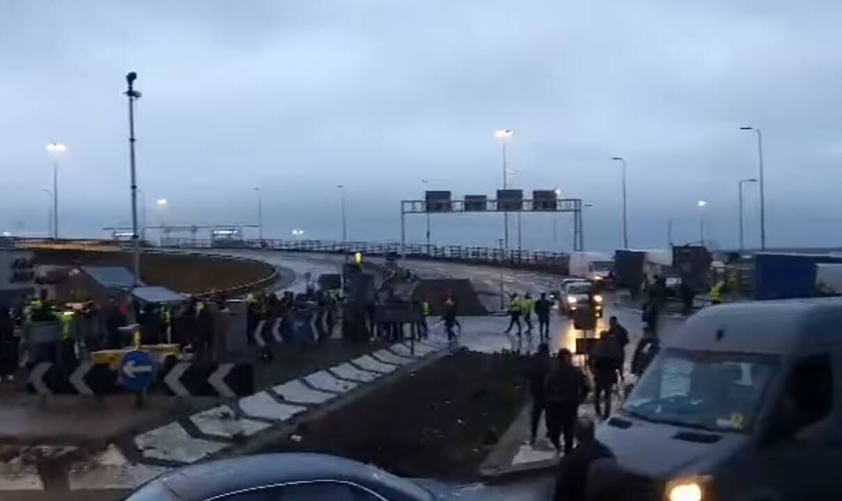 Vežėjų atstovas: eilės prie JK ir Prancūzijos sienos pajudėjo