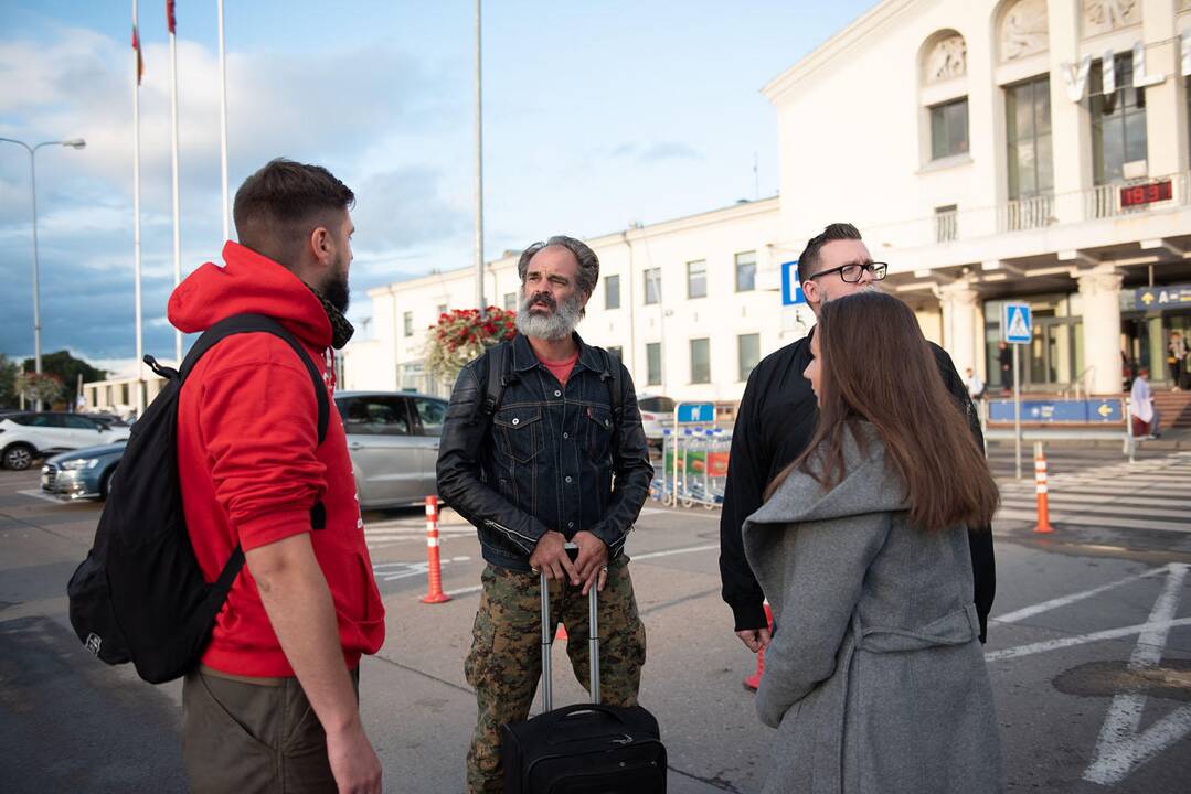 David Faustino (iš kairės), Rob DenBleyker ir Steven Ogg
