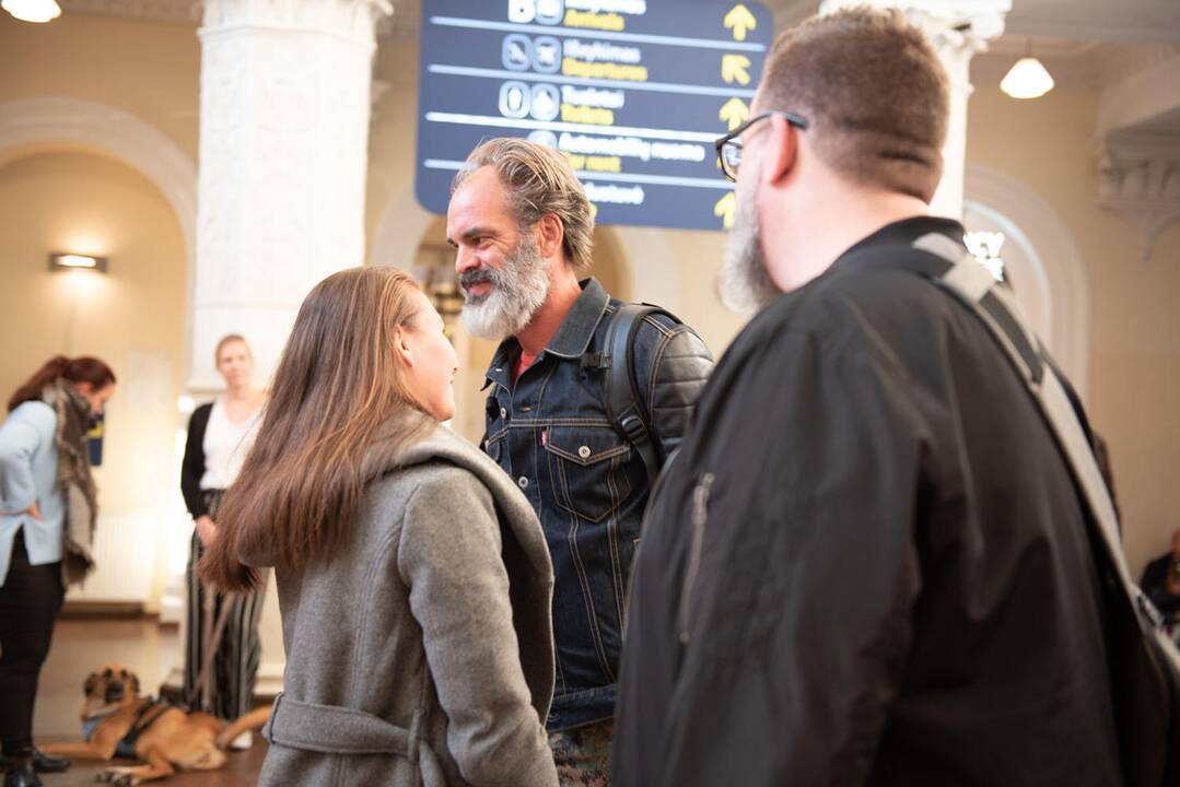David Faustino (iš kairės), Rob DenBleyker ir Steven Ogg
