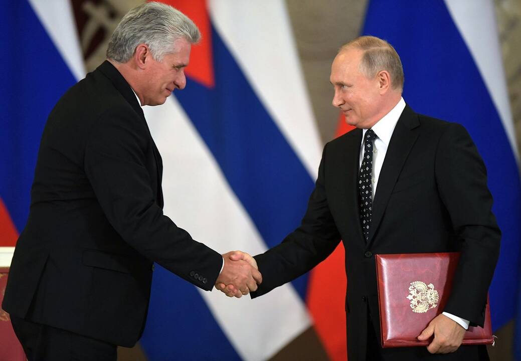 Miguelis Diazas-Canelis ir Vladimiras Putinas