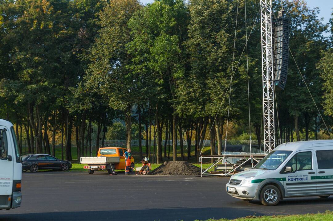 Santakoje – paskutiniai pasiruošimai Šventojo Tėvo vizitui