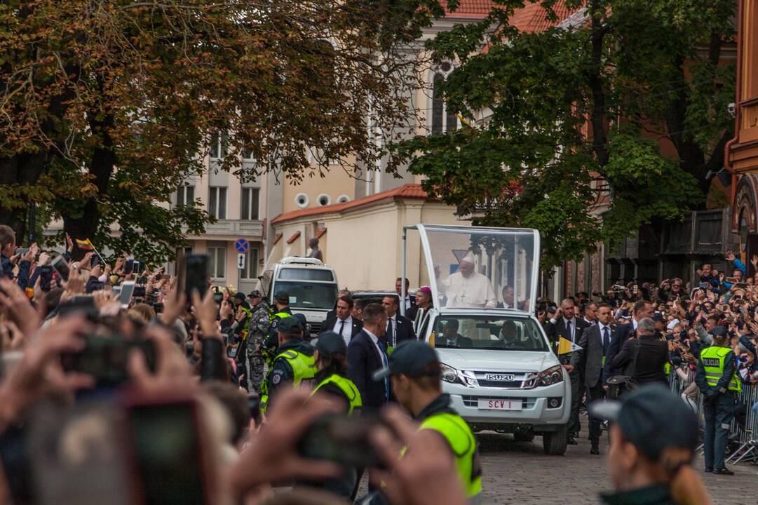 Šventasis Tėvas Kauno rotušės aikštėje