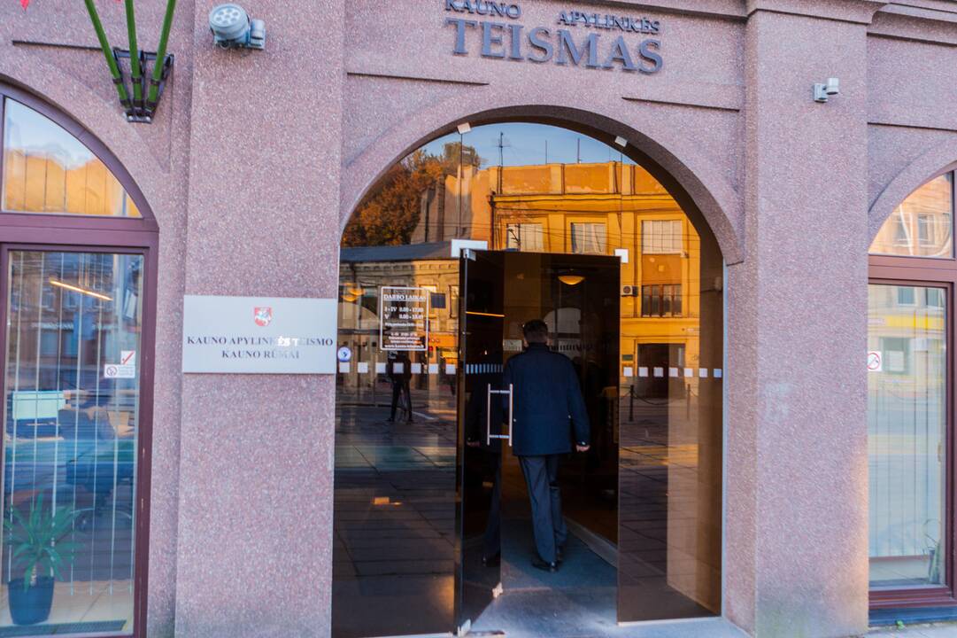 Nuosprendis dėl bandymo papirkti karo mediką