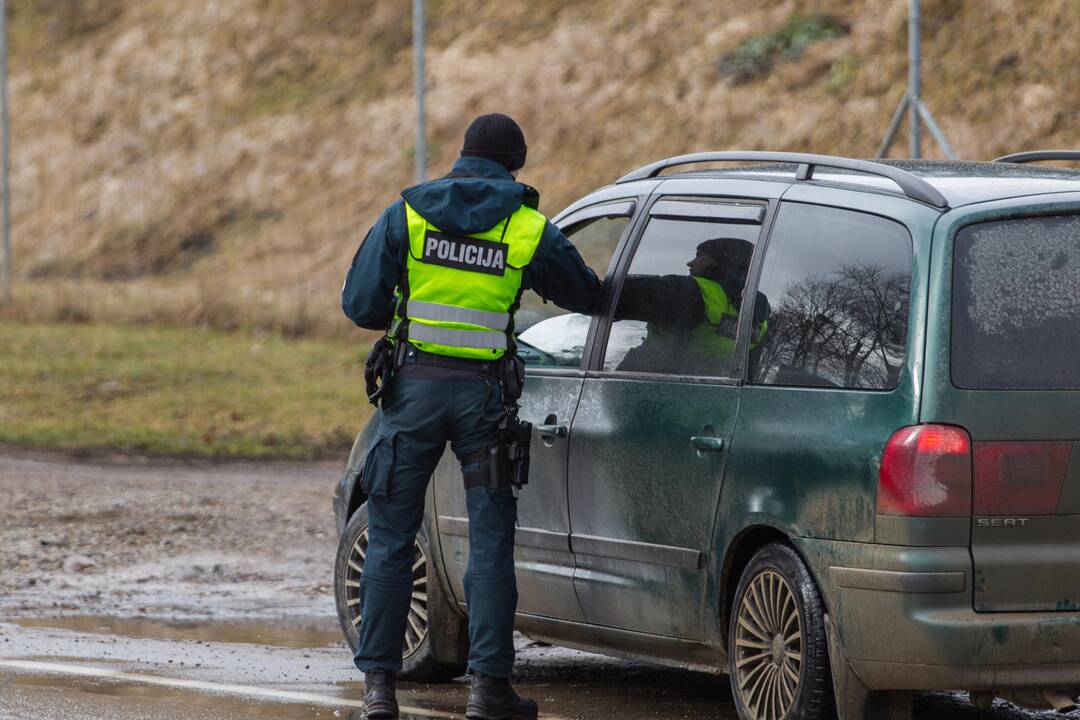 Policijos reidas Piliakalnio gatvėje