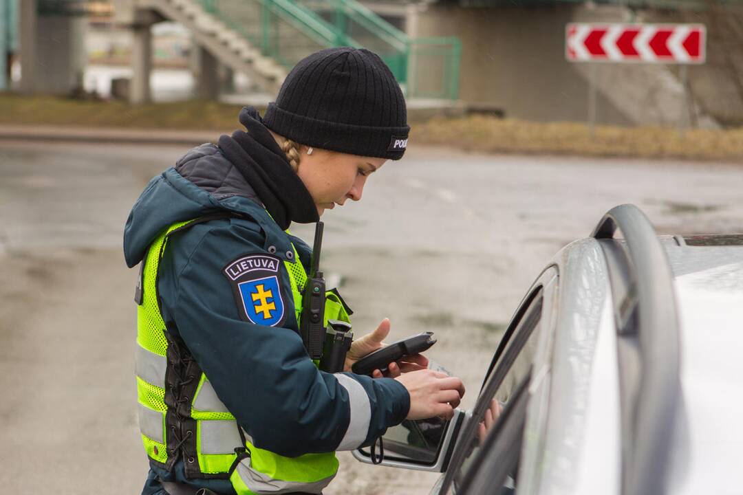 Policijos reidas Piliakalnio gatvėje