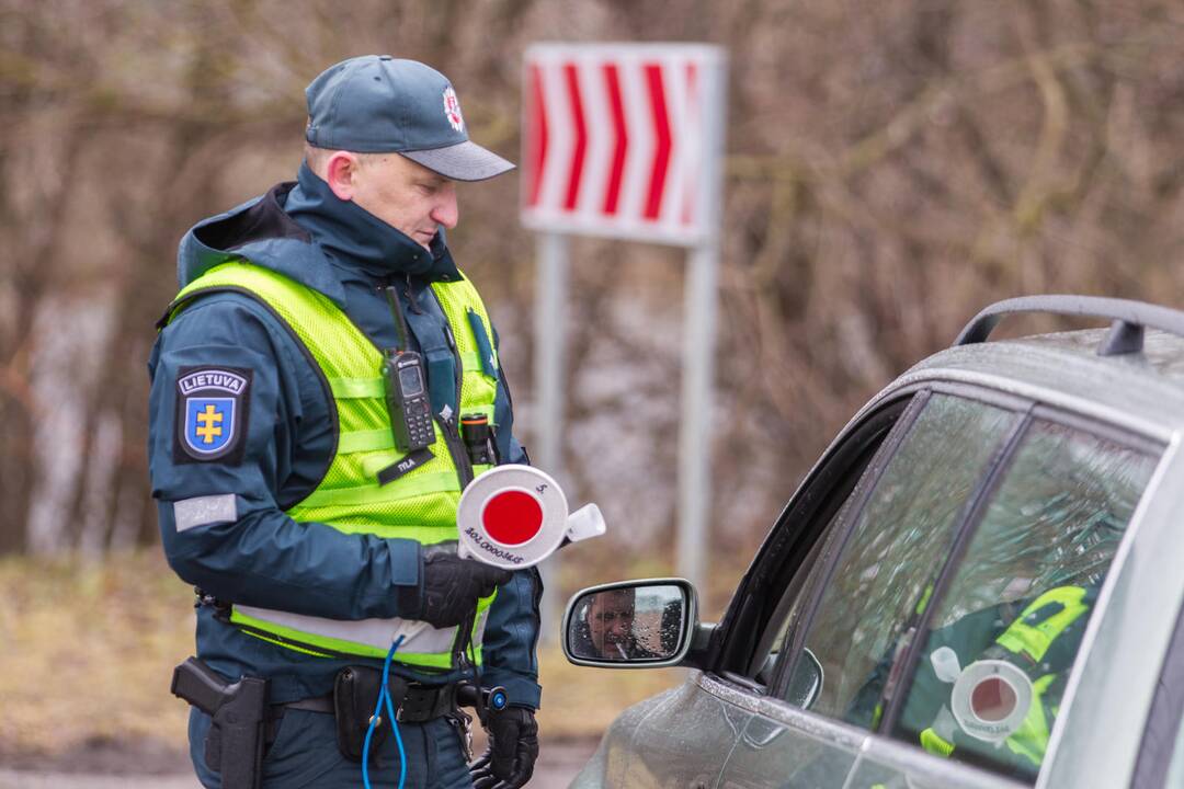 Policijos reidas Piliakalnio gatvėje