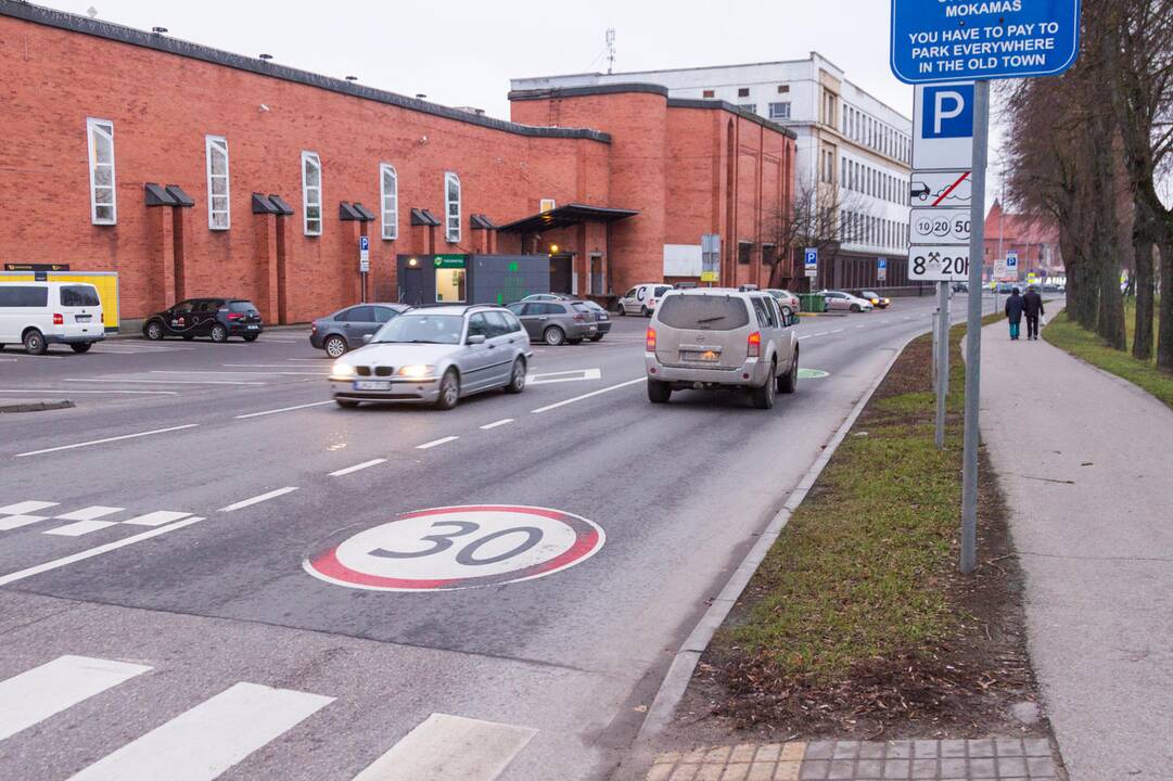 A. Jakšto gatvės eismo problemos