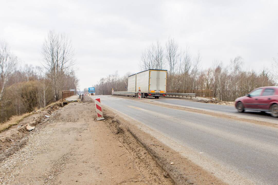 Ateities plento viaduko rekonstrukcija