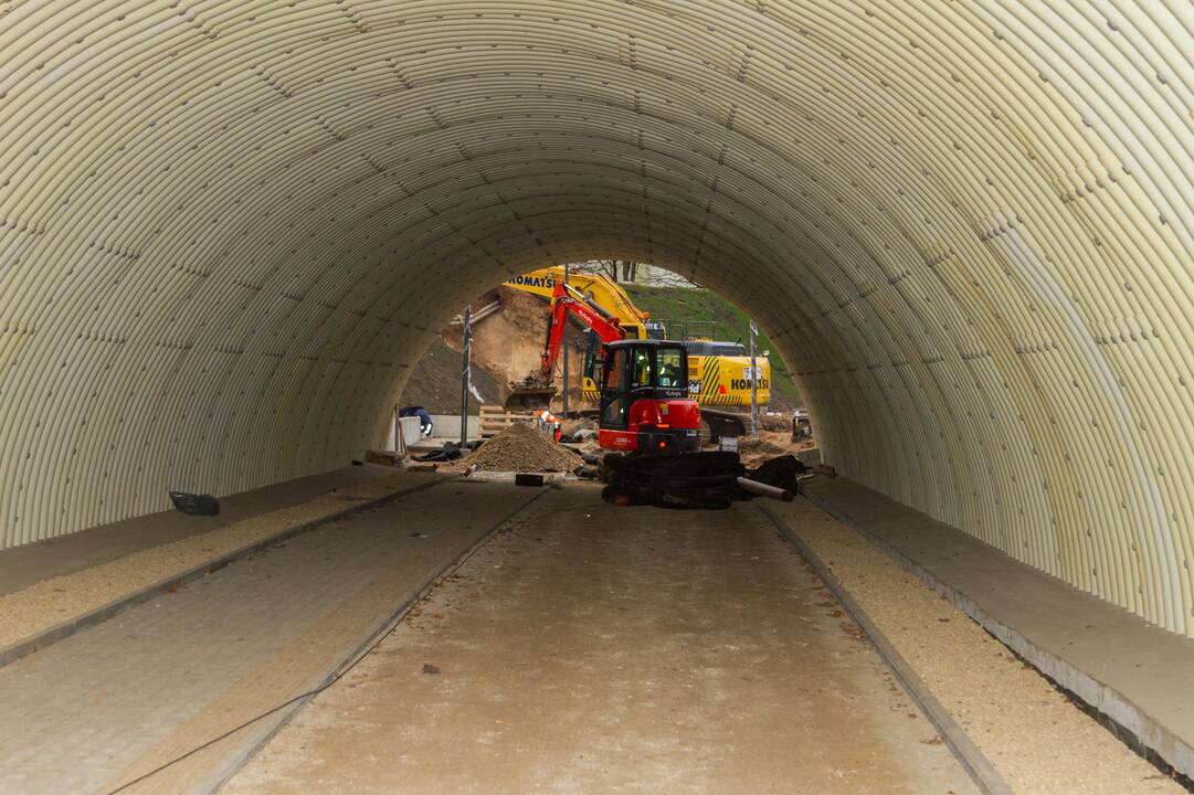 Automobilių eismas Amalių tuneliu