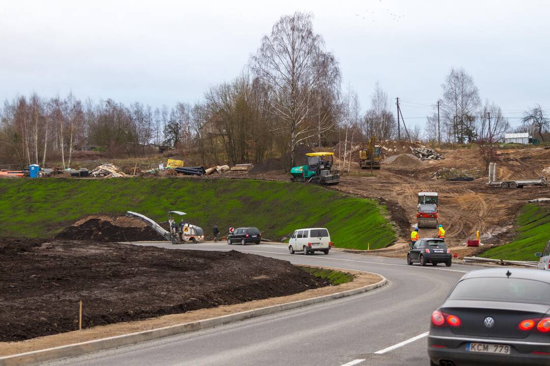 Automobilių eismas Amalių tuneliu