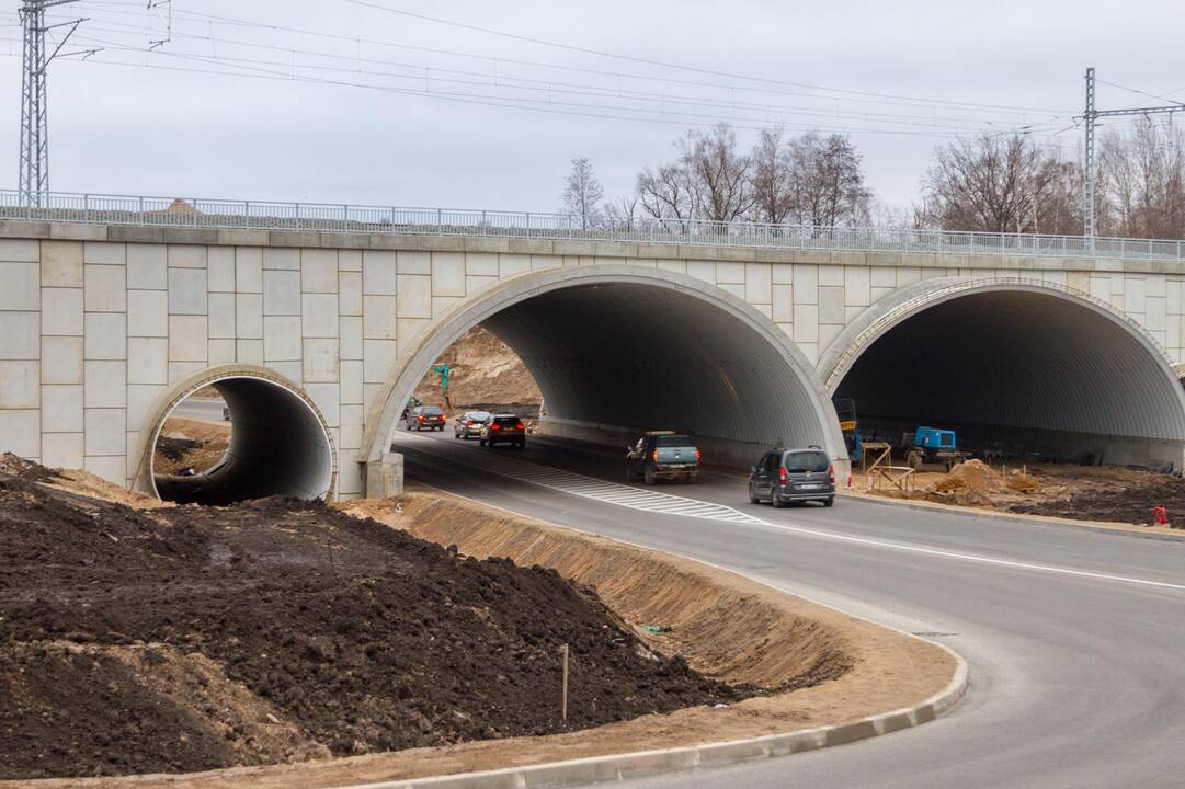 Automobilių eismas Amalių tuneliu