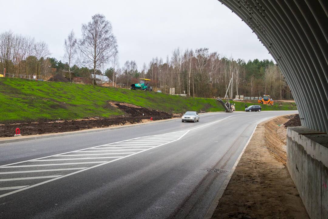 Automobilių eismas Amalių tuneliu