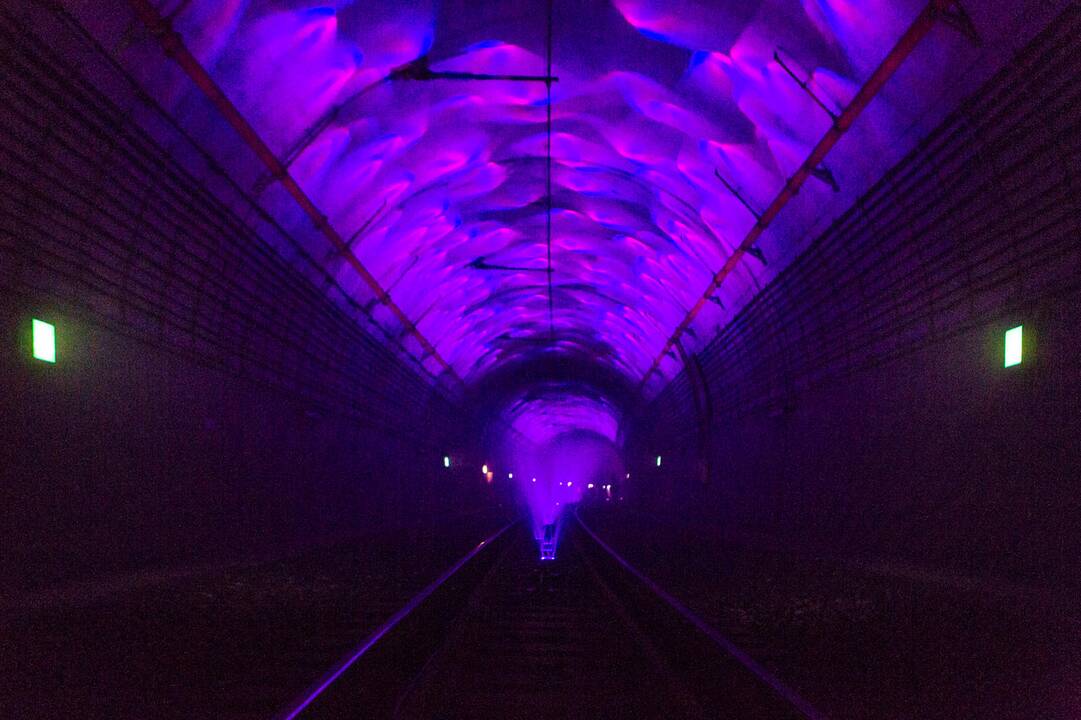 Inovatyvi ekspozicija Kauno geležinkelio tunelyje