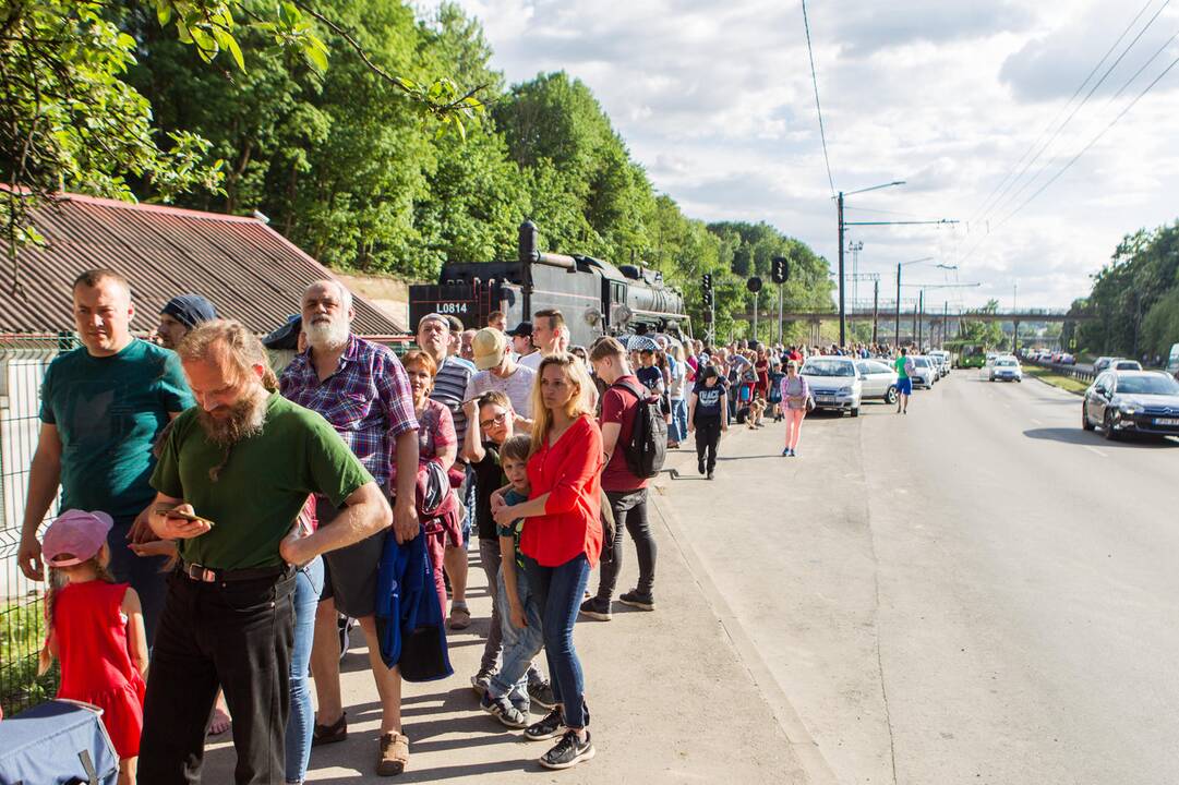 Inovatyvi ekspozicija Kauno geležinkelio tunelyje