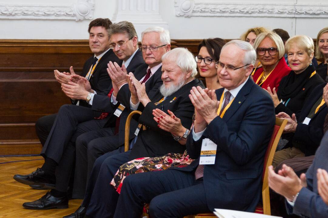 Pasaulio lietuvių mokslo simpoziumo atidarymas