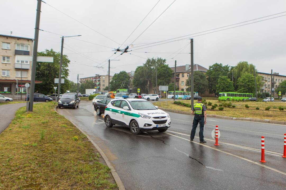 Pažeistas dujotiekis R. Kalantos gatvėje