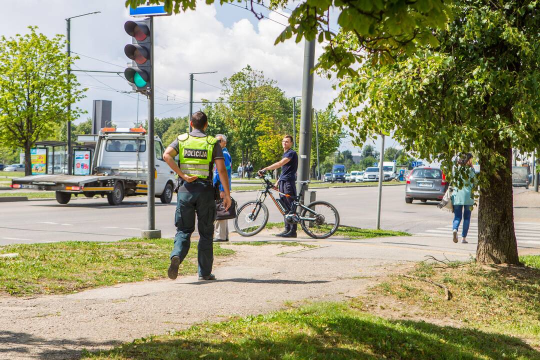 Per reidą – dėmesys dviratininkams ir paspirtukininkams