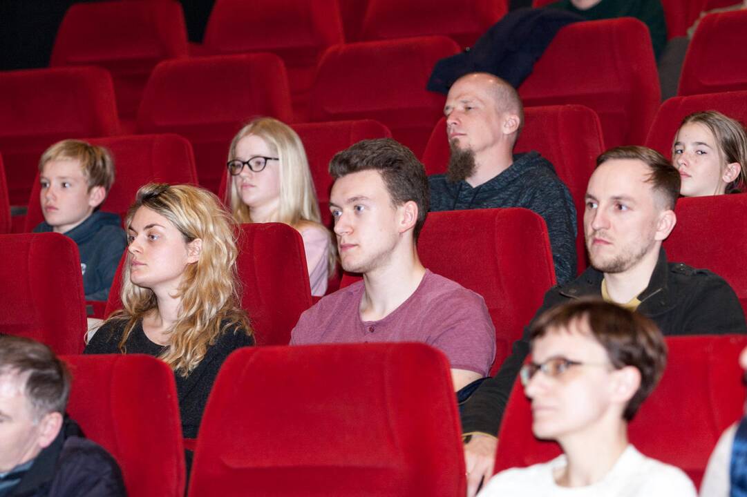 Kaune pristatytas laurus skinantis lietuviškas filmas „Rūgštus miškas“