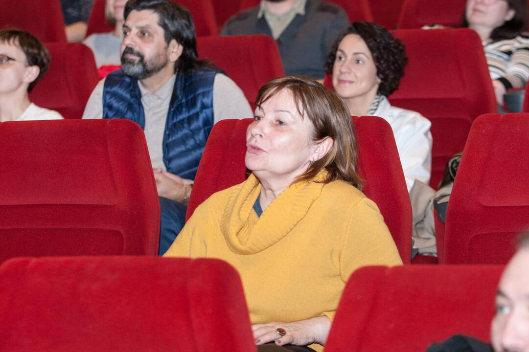 Kaune pristatytas laurus skinantis lietuviškas filmas „Rūgštus miškas“