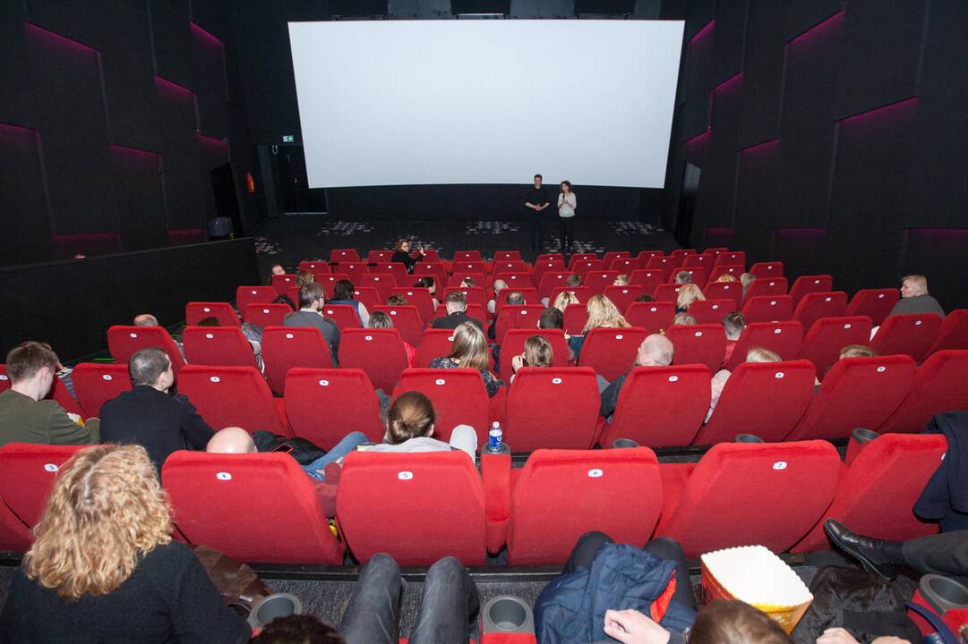 Kaune pristatytas laurus skinantis lietuviškas filmas „Rūgštus miškas“