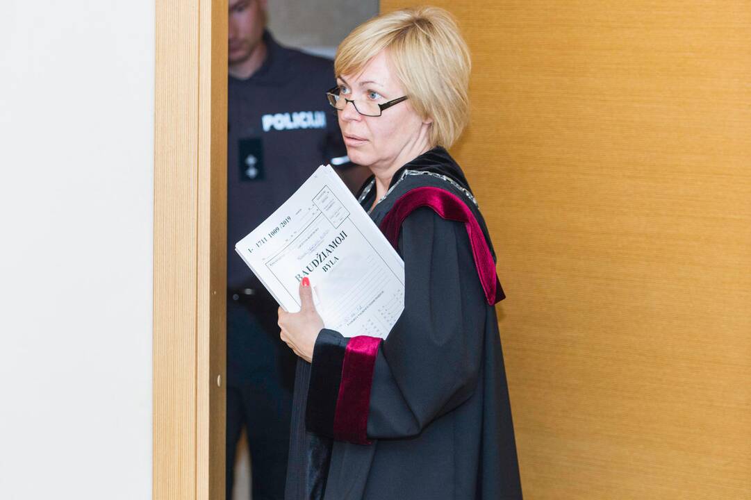 Recidyvistės išgirdo eilinį teismo nuosprendį