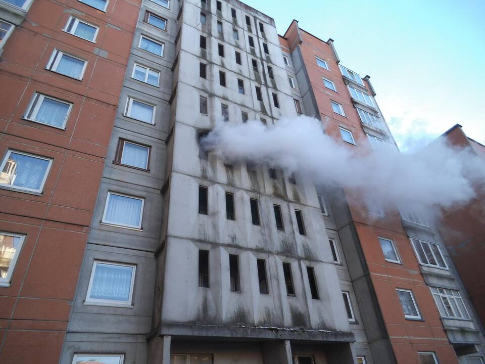 Gaisras Kuncų gatvės daugiabutyje