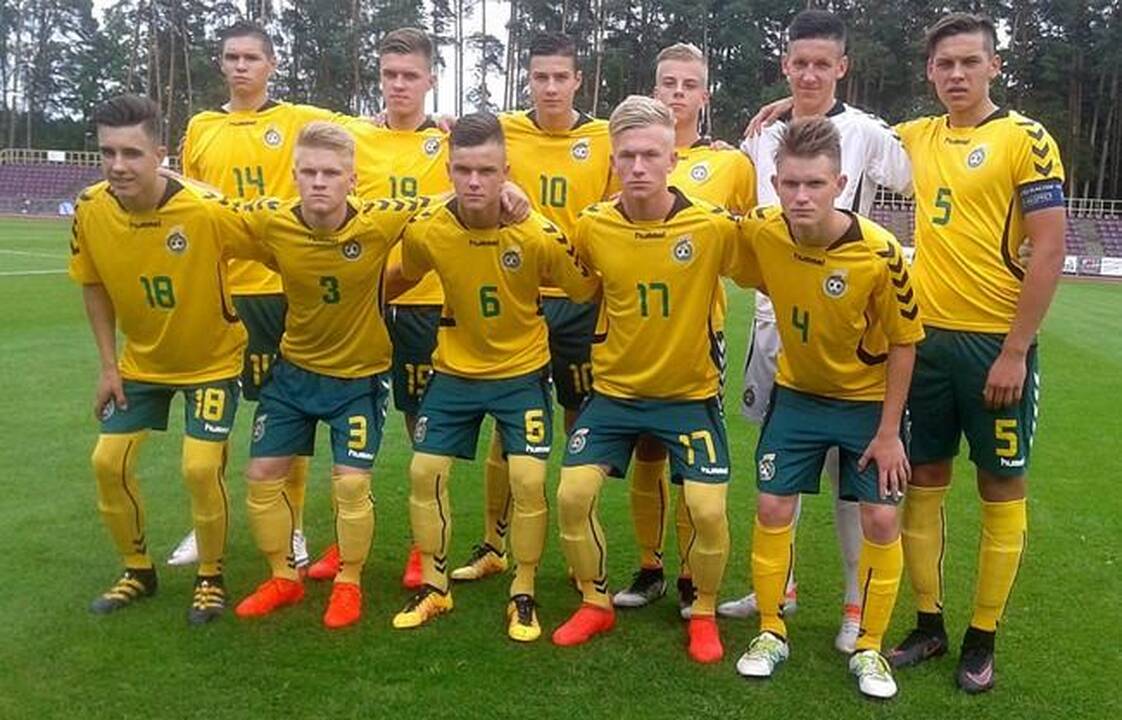 Lietuvos 17–mečių futbolo rinktinė susitikimą su baltarusiais baigė lygiosiomis