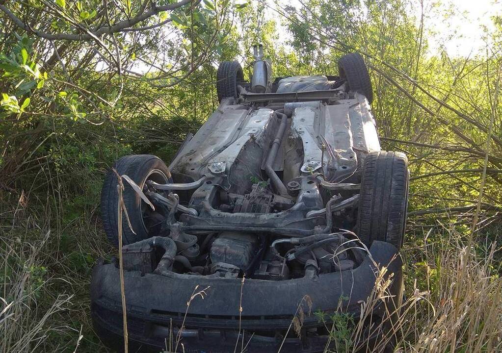 Vertėsi girto vairuotojo automobilis