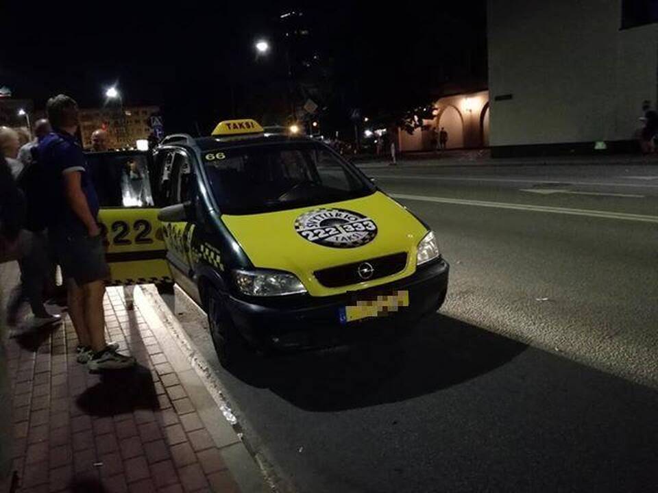 Taksistai Jūros šventės metu leidosi plėšikauti?