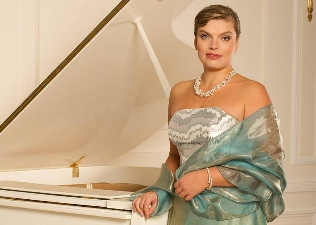 J.Gedmintaitė.