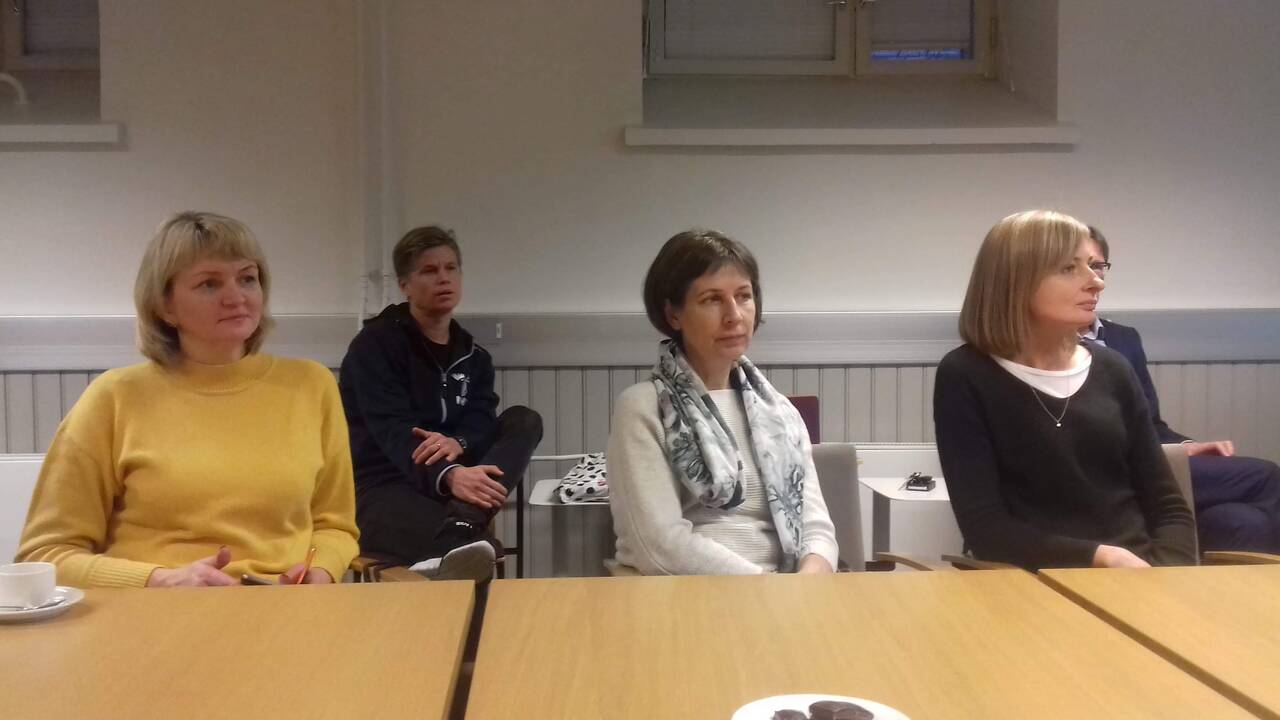 Vizitas: Suomijoje lankėsi visa pagrindinių mokomųjų dalykų pagal IB programą besiruošiančių dirbti Klaipėdos licėjaus mokytojų komanda.