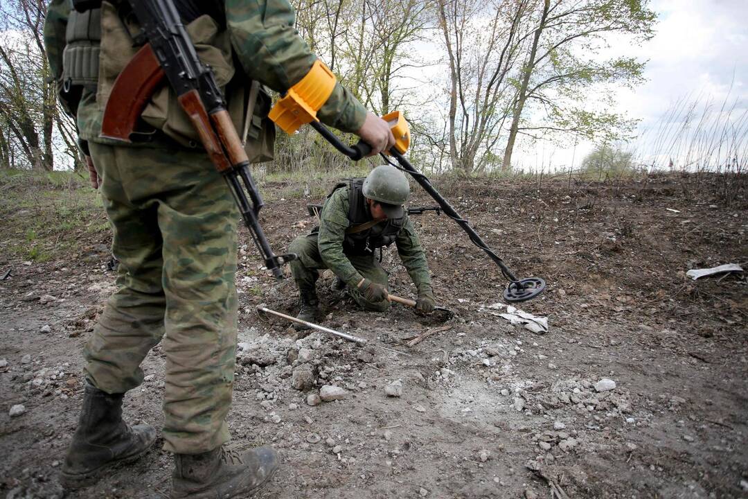 Rytų Ukrainoje žuvo devyni vyriausybės pajėgų kariai