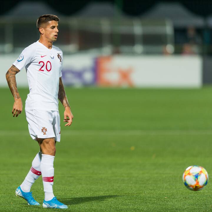 Futbolas: Lietuva – Portugalija 1:5