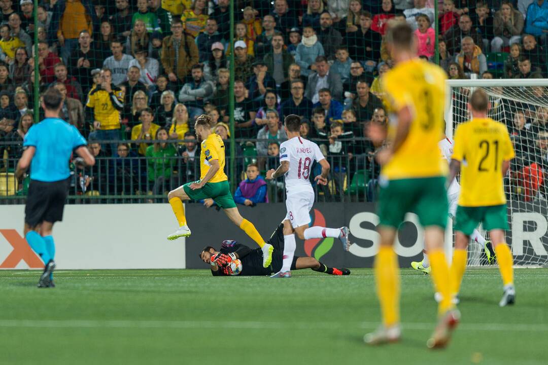 Futbolas: Lietuva – Portugalija 1:5