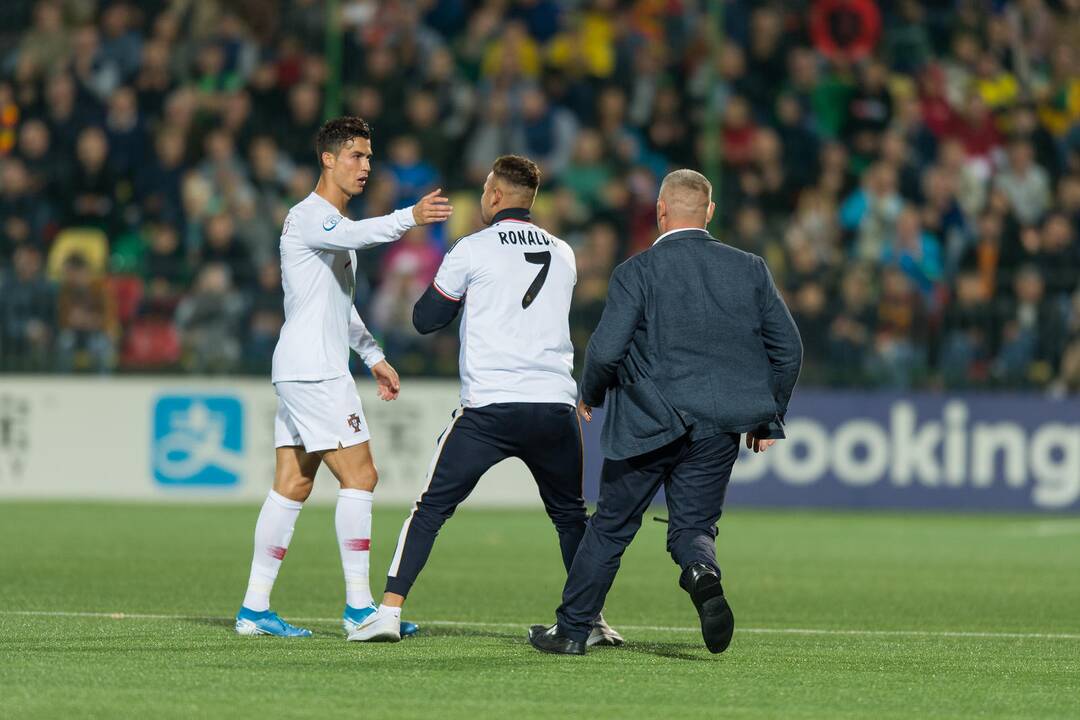 Futbolas: Lietuva – Portugalija 1:5