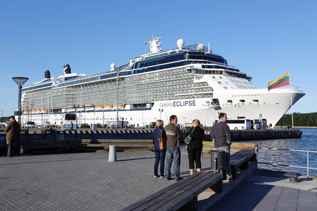 Planai: šiemet uostamiestyje vėl prisišvartuos gigantiškas laineris „Celebrity Eclipse“.