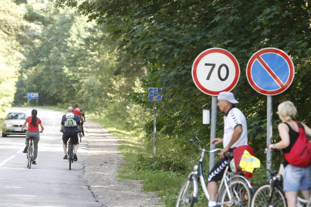 Poilsis: klaipėdiečiai turės galimybę be mokesčio lankytis Smiltynėje, jei važiuos dviračiu arba keliaus pėsčiomis.